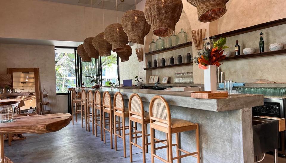 The bar at Flora Plant Kitchen in Miami.