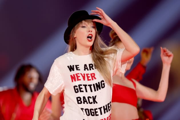 Taylor Swift Gifts '22' Hat to Local Dancer at Texas Eras Tour Stop: 'I  Couldn't Even Sleep!