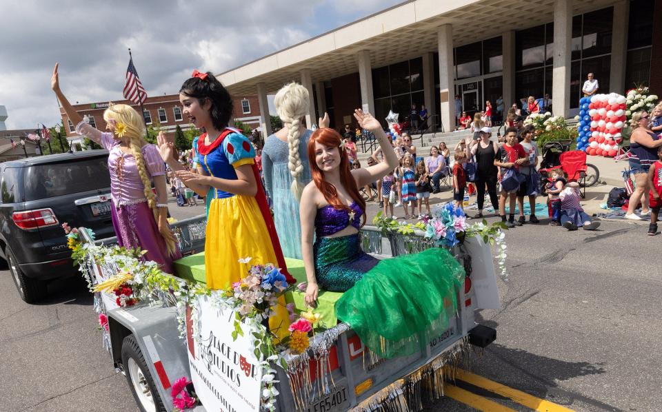 Stage Door Studios participates in the 52nd annual North Canton Fourth of July Parade.