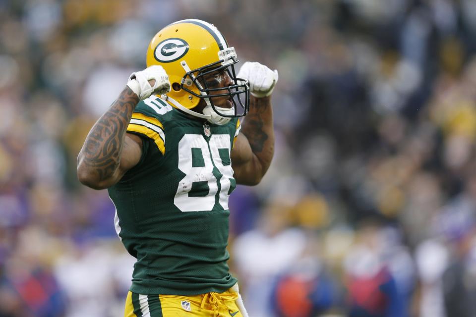 GREEN BAY, WI - DECEMBER 2: Jermichael Finley #88 of the Green Bay Packers celebrates after catching a pass for a first down against the Minnesota Vikings during the game at Lambeau Field on December 2, 2012 in Green Bay, Wisconsin. The Packers won 23-14. (Photo by Joe Robbins/Getty Images)