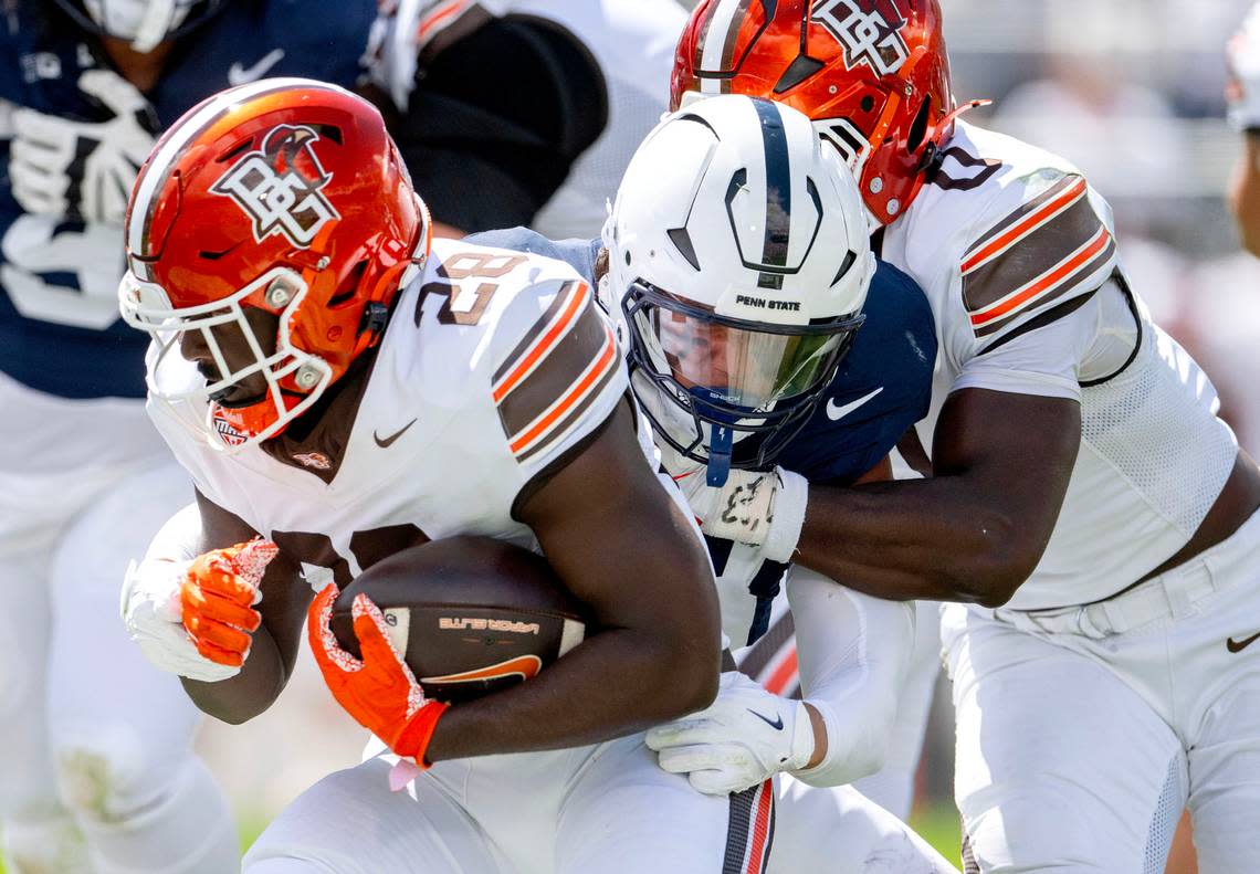 Penn State linebacker Tony Rojas stops Bowling Green’s Jaison Patterson during the game on Saturday, Sept. 7, 2024.  