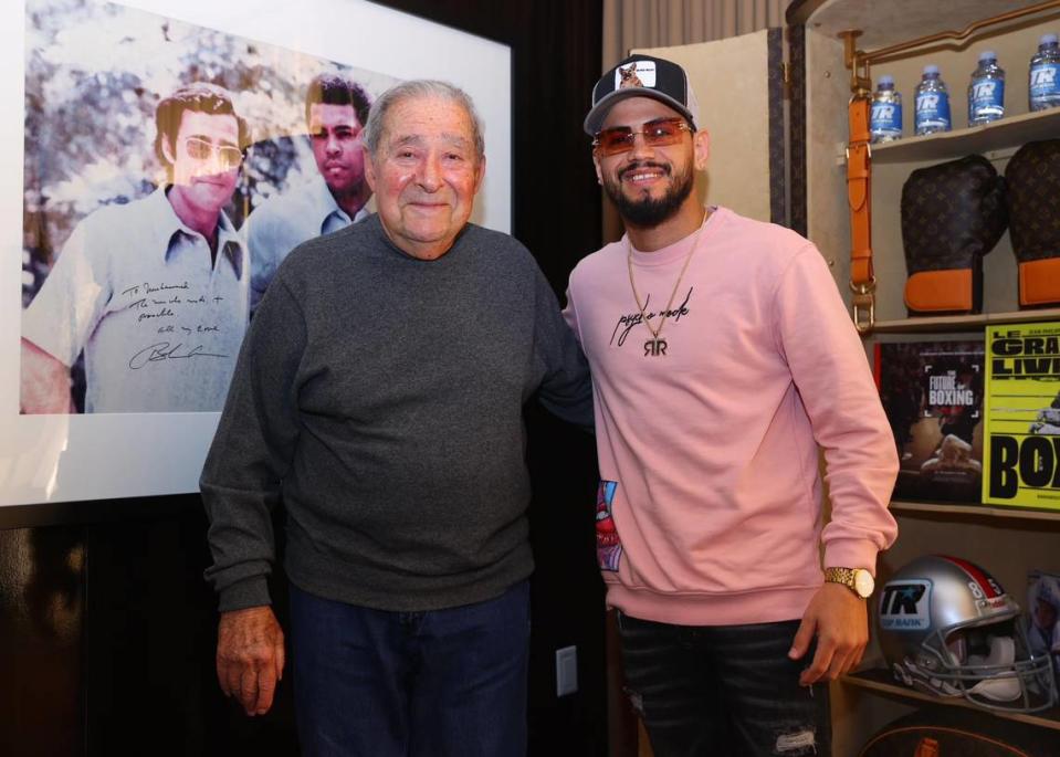 Robeisy Ramírez no tomó la invitación a la ligera. Cuando Bob Arum le pidió que le visitara a su oficina, el peleador sabía lo importante de asistir al encuentro con el legendario promotor y cabeza de Top Rank, empresa que le abrió sus brazos.