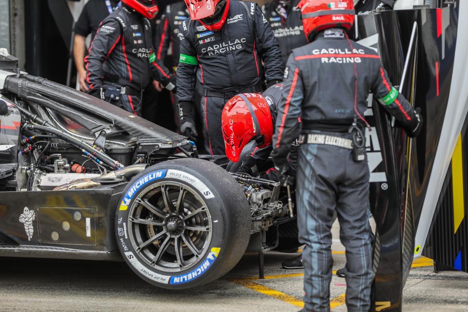 LE MANS, FRANCE - JUNE 16: #2 Cadillac Racing (USA) Cadillac V-Series.R (HY) - Earl Bamber (NZL) /Alex Lynn (GBR) /Alex Palou (ESP) during the 92nd edition of the Le Mans 24 Hours, 4th round of the FIA WEC 2024 World Endurance Championship at Circuit de la Sarthe on 16 June 2024 in Le Mans, France. (Photo by Bruno Vandevelde/Eurasia Sport Images/Getty Images)