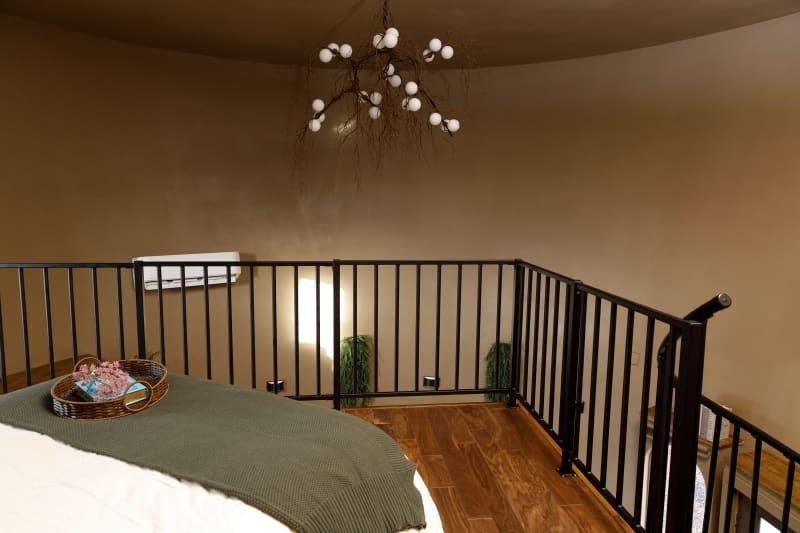 Light fixture in bedroom.