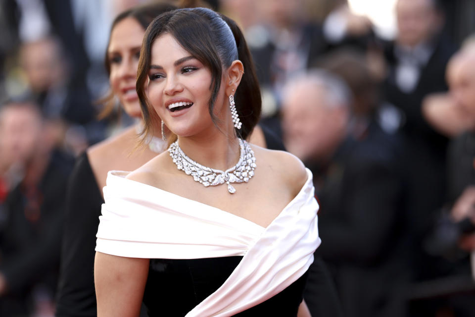 Selena Gomez poses for photographers upon arrival at the premiere of the film 'Emilia Perez' at the 77th international film festival, Cannes, southern France, Saturday, May 18, 2024. (Photo by Vianney Le Caer/Invision/AP)