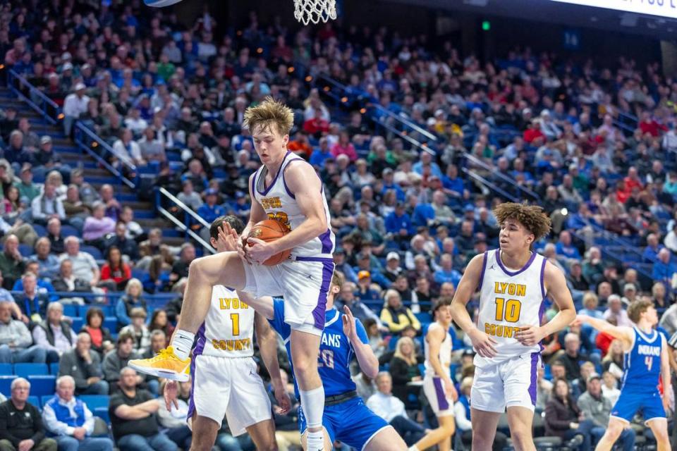 Lyon County’s Brady Shoulders (22) delivered 18 points and 13 rebounds Friday.