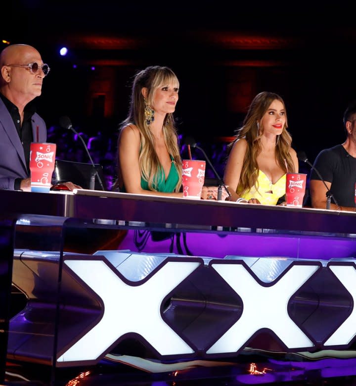 Heidi Klum Hits Golden Buzzer for an Indiana Janitor on ‘America’s Got