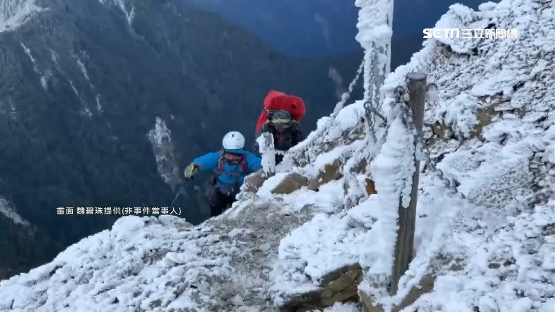 寒流來襲玉山天寒地凍，增添了登山的風險。（示意圖／魏碧珠提供）