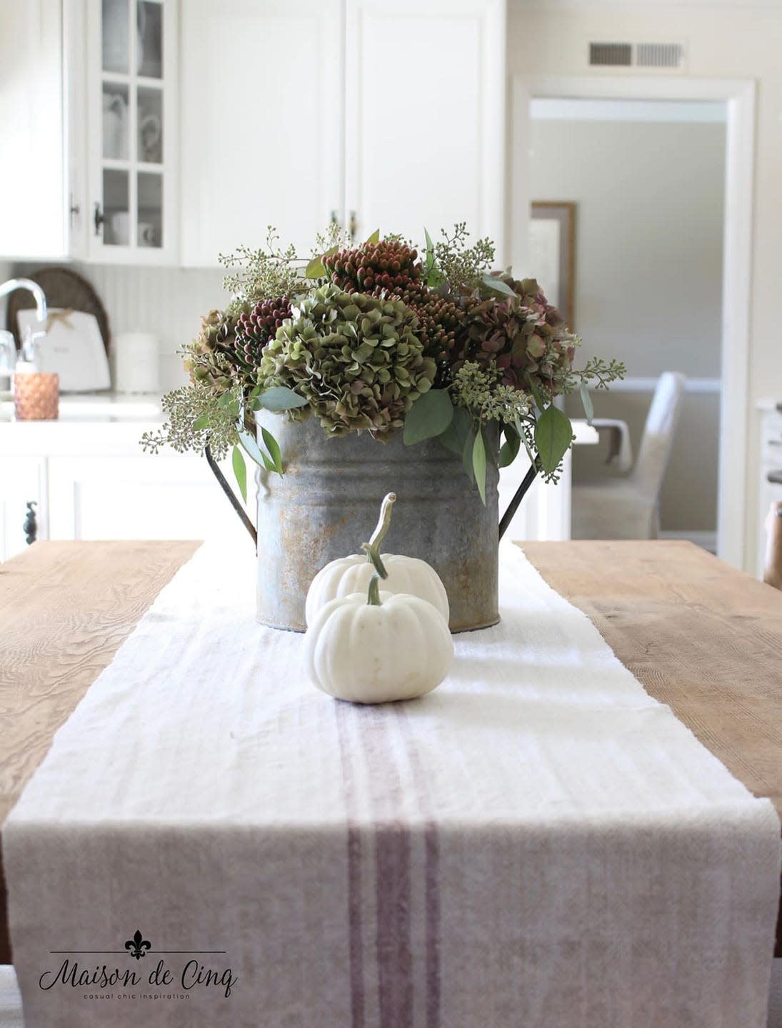 farmhouse fall decorations florals