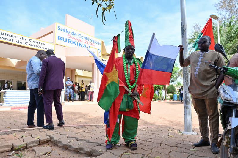 National talks to adopt a transitional charter and designate an interim president in Ouagadougou