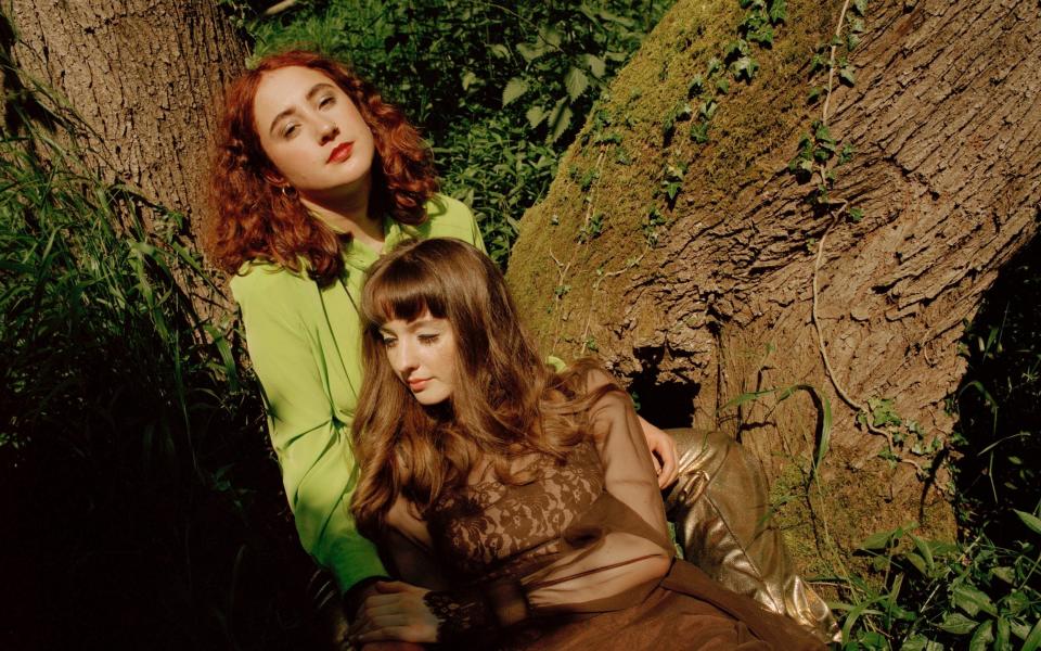 Let's Eat Grandma save themselves from separation, combining grief and growth on the album - El Hardwick