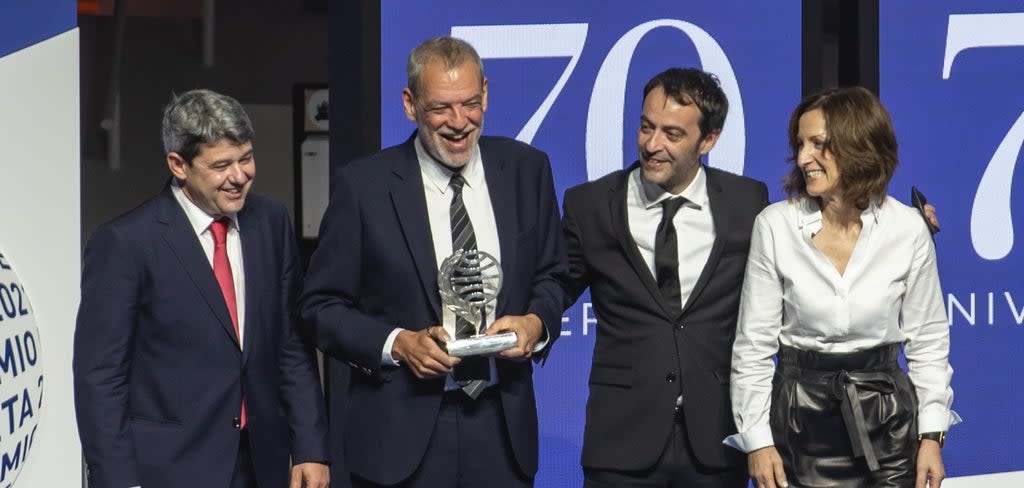 Winners of 2021 Planeta prize (Getty Images)