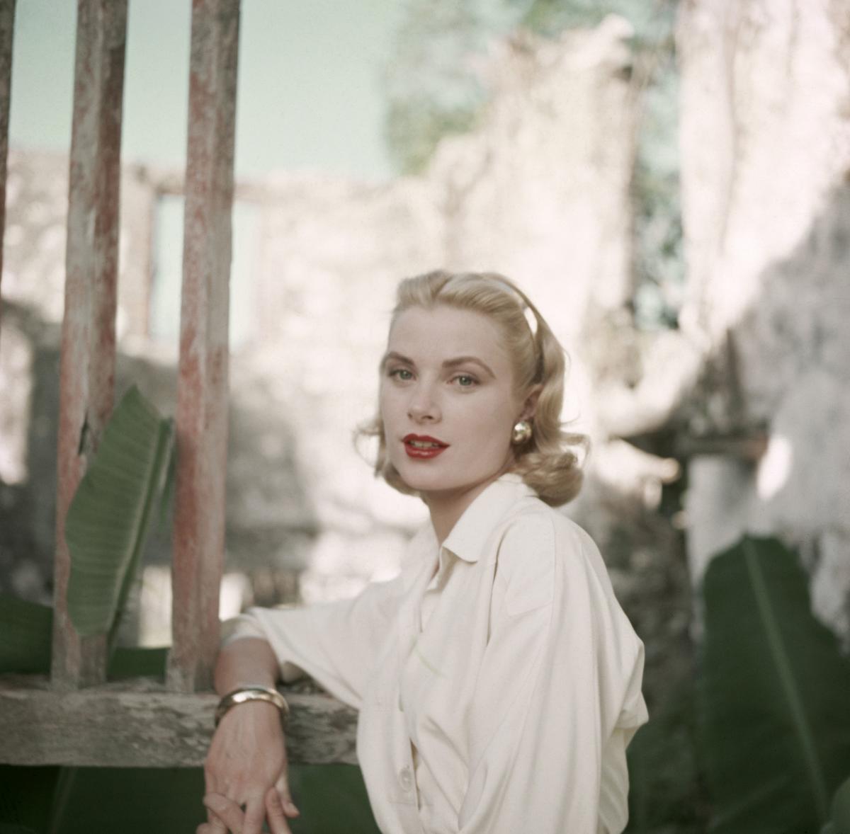 Grace Kelly: American Royalty - HubPages