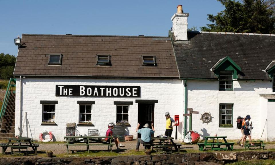 The Boathouse cafe and restaurant.