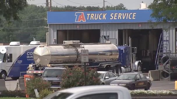 PHOTO: A tanker truck at a truck stop was releasing a chemical that caused the stench around Paulsboro, N.J., Aug. 10, 2022. (WPVI)