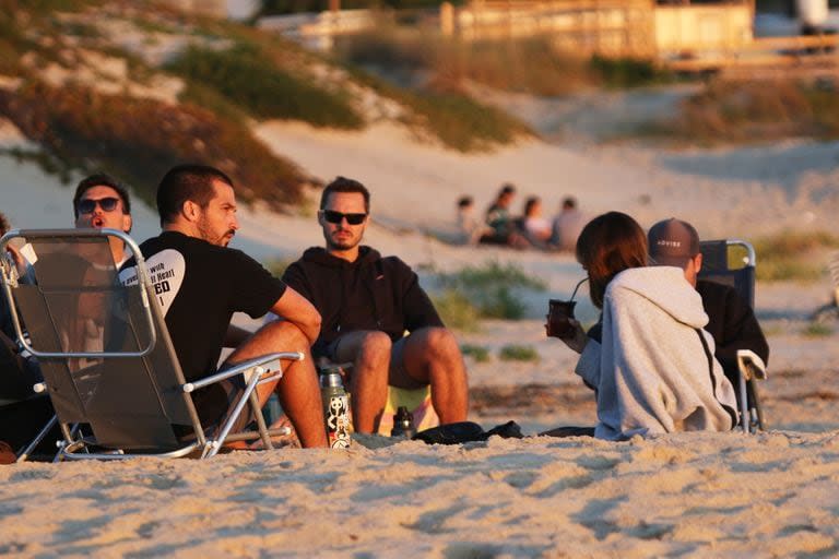 Lola Latorre eligió las playas de Punta del Este para tomarse unos días de descanso y despedir 2023