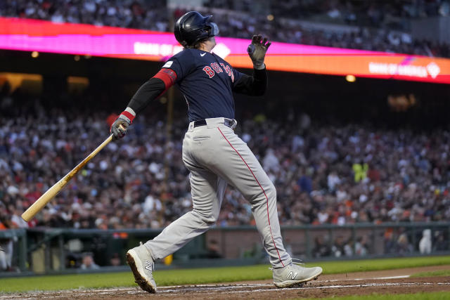 Triston Casas homers, hits RBI double to lead Red Sox past Giants 3-2 for  fifth straight win