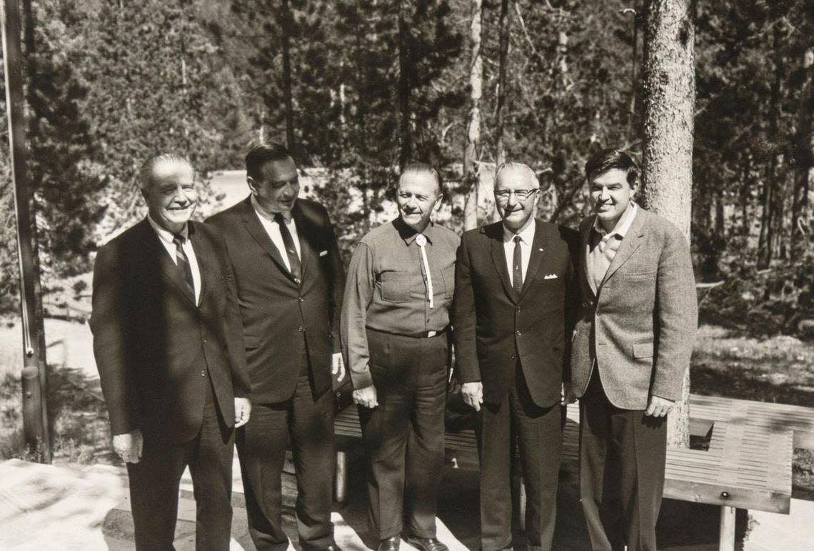 U.S. Sen. Leonard Beck Jordan, U.S. Rep. Compton I. White, Jr., U.S. Sen. Frank Edward Moss, Ray Holmes, and U.S. Sen. Frank Church at Redfish Lake.