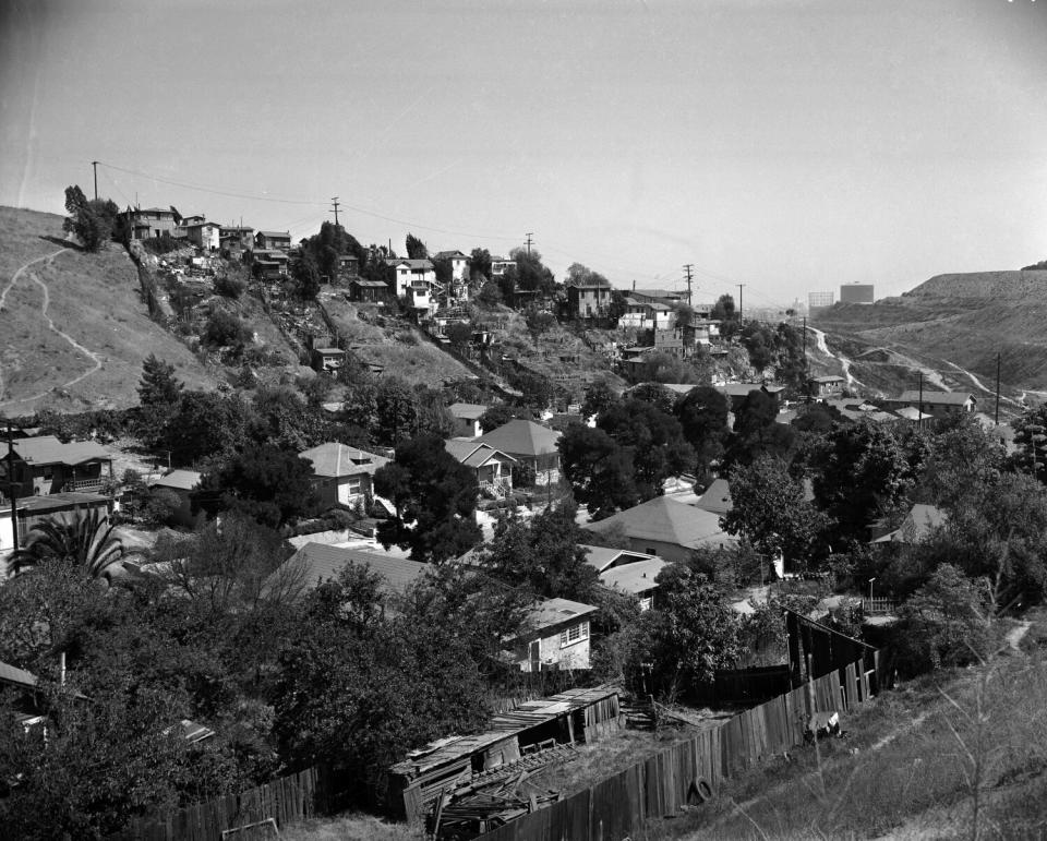 April 1951 photo looking down Bishops Road, before removal of homes