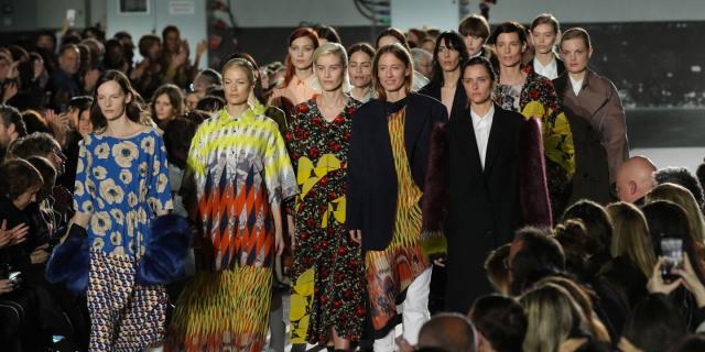 LVHM, parent company of Louis Vuitton, Givenchy ready to sell unused luxury  fabrics for $4, move towards sustainability with the initiative Life 360