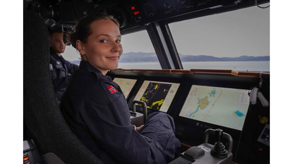 Crown Princess Ingrid on a training course in the Navy