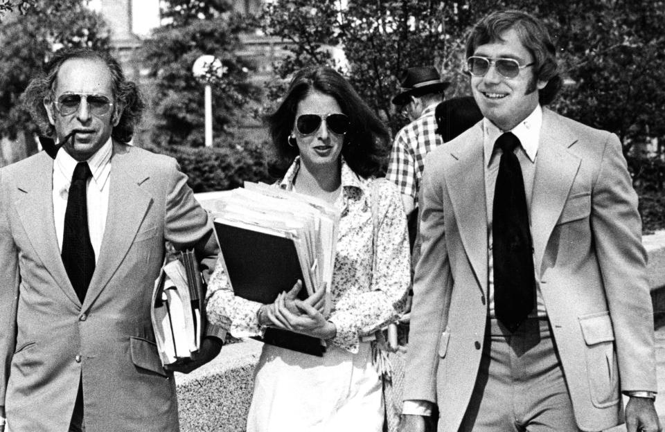 Jeffrey MacDonald, right, an unidentified woman and attorney Bernard Segal arrive at the federal courthouse in Aug. 1974.