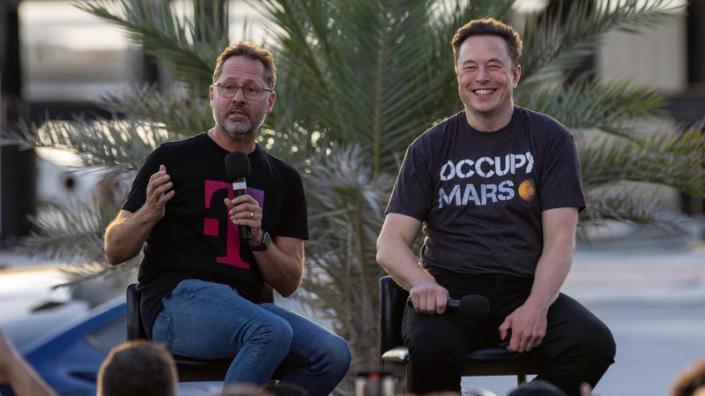 T-Mobile CEO Mike Sievert and SpaceX founder Elon Musk announcing their partnership earlier this year. 