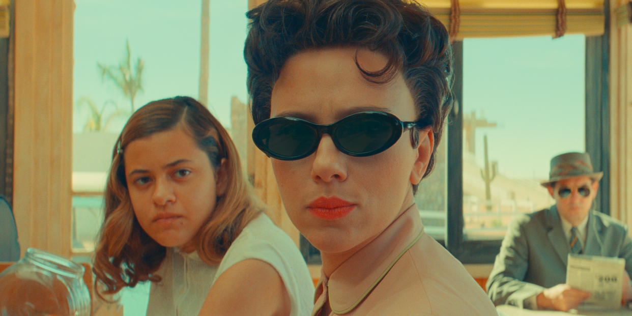 grace edwards as dinah and scarlett johansson as midge campbell in wes anderson's asteroid city