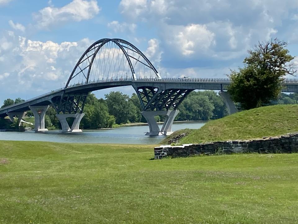 The Lake Champlain Bridge at Crown Point connects New York to Vermont. The ruins of Fort St. Frederic remain on the grassy slopes edging the lake. This French outpost, completed in 1737, stirred tensions with British frontier settlements.