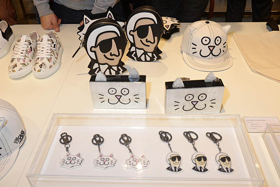 Accesorios inspirados en Choupette, la gatita del diseñador Karl Lagerfeld