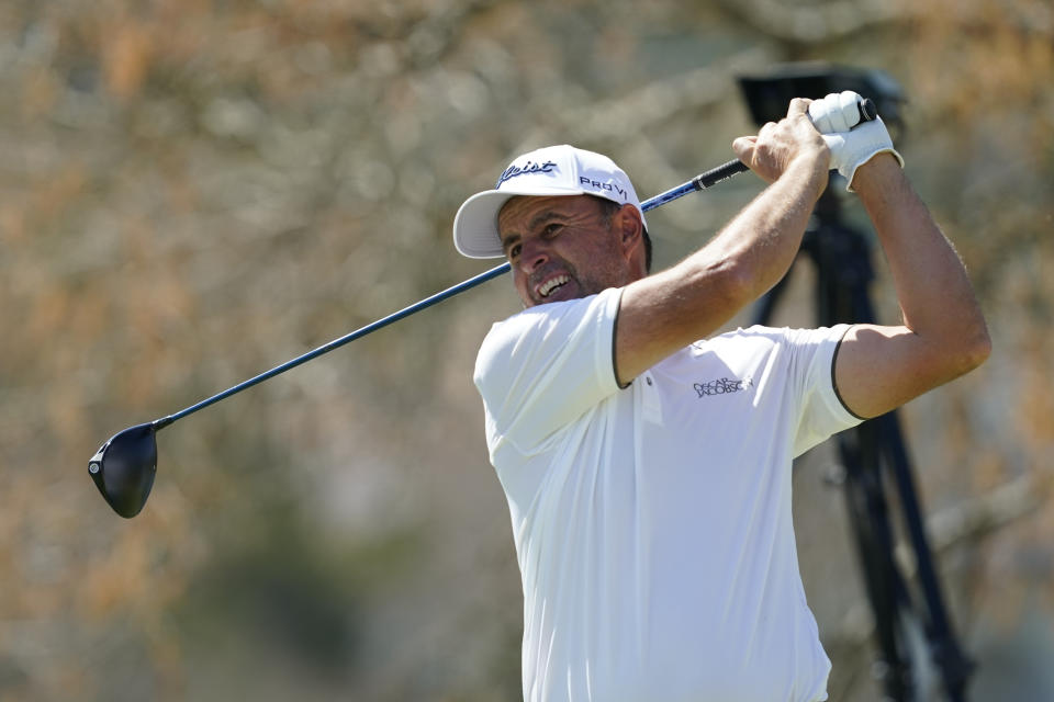 Richard Bland watches his shot from the sixth tee during the third round of the Dell Technologies Match Play Championship golf tournament, Friday, March 25, 2022, in Austin, Texas. (AP Photo/Tony Gutierrez)