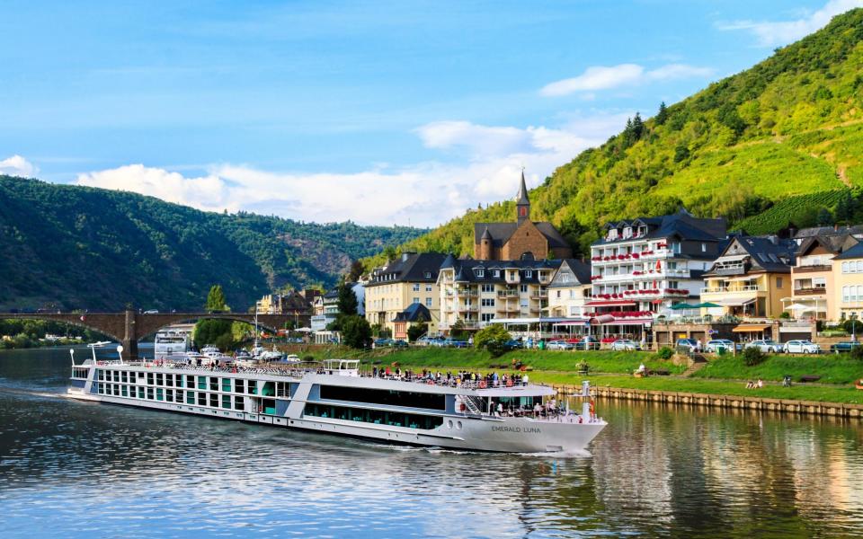 Emerald Luna with river scene - Emerald Waterways