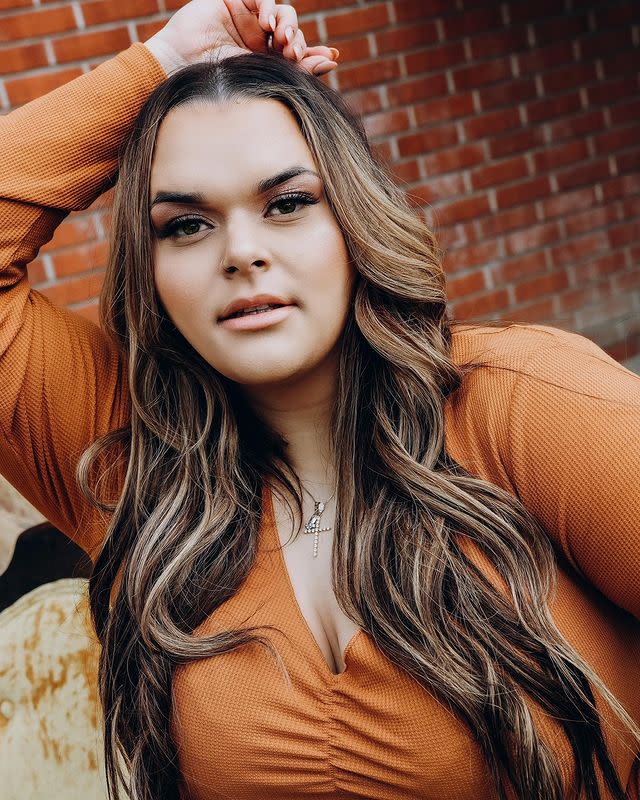 <p><strong>Jenicka López</strong>, la hija menor de <span>Jenni Rivera,</span> brilla como modelo plus size, haciendo campañas para marcas como Fashion Nova. Muchos fanáticos de la Diva de la Banda opinan que Jenicka tiene un gran parecido con su fallecida mamá. ¿Que opinan?</p>