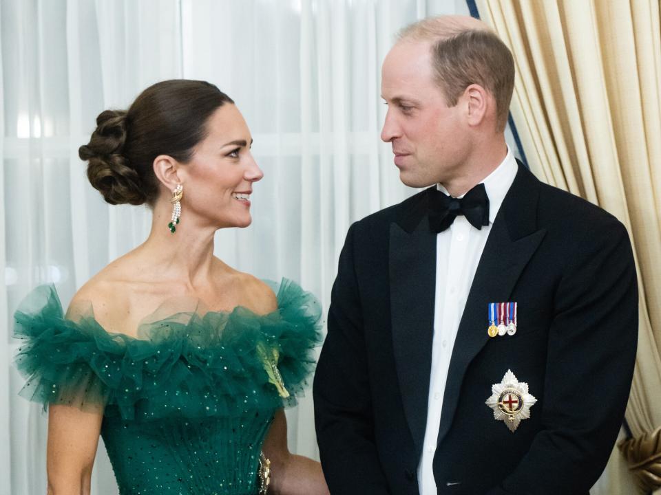 Catherine, Duchess of Cambridge and Prince William, Duke of Cambridge attend a dinner hosted by the Governor General of Jamaica at King's House on March 23, 2022 in Kingston, Jamaica