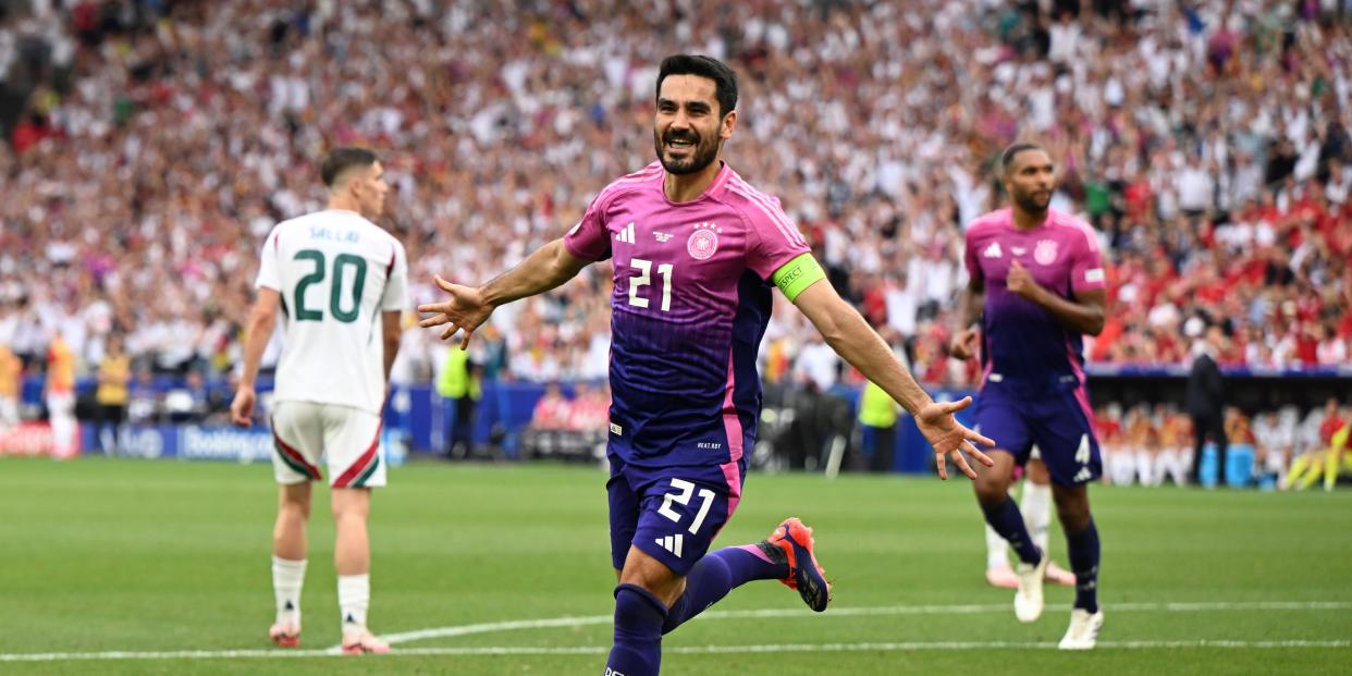 Gündogan hat während der EM 2024 bewiesen, wie wichtig es ist, auf die emotionalen Bedürfnisse seiner Mitspieler einzugehen, insbesondere in stressigen Momenten des Turniers​.<span class="copyright">dpa</span>