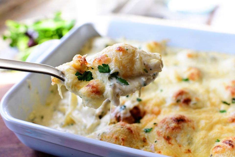 Chicken Alfredo Stuffed Shells