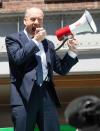 <p>Paul Giamatti taps into his <em>Billion</em>'s character Chuck Rhoades while filming in N.Y.C.'s Chelsea neighborhood on June 16.</p>