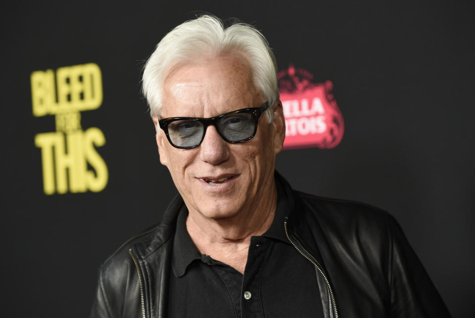 James Woods è uno dei fan più espliciti di Donald Trump ed è molto attivo politicamente su Twitter. (Photo by Chris Pizzello/Invision/AP)