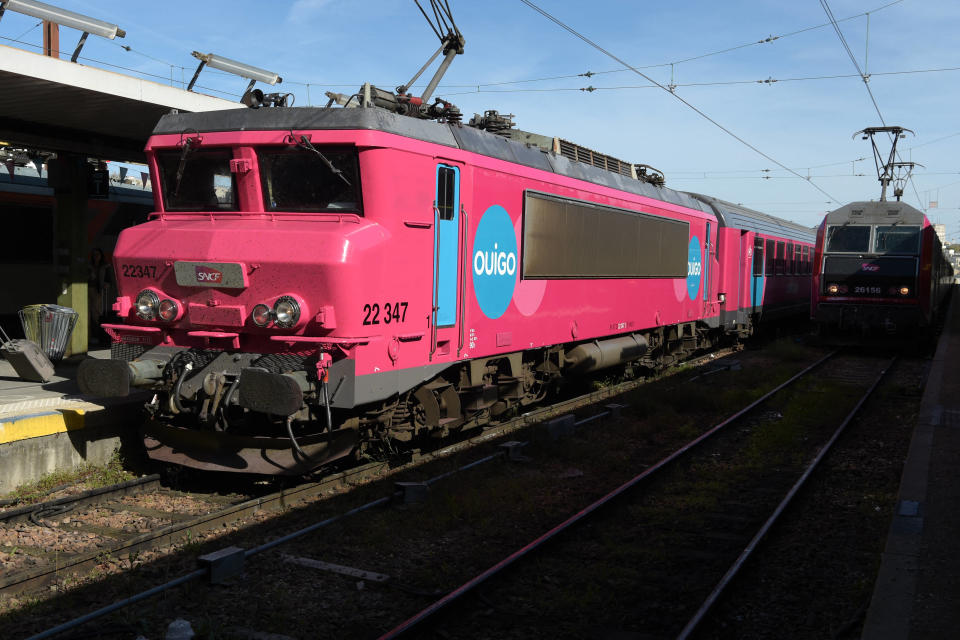  Pour le premier anniversaire du réseau « Ouigo-Train Classique », la SNCF va mettre en vente ce mardi 23 mai 10 000 billets de trains Ouigo à un euro. (Photo : Un ancien train Corail utilisé pour la nouvelle offre low cost « Ouigo Train Classique »)