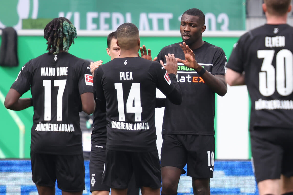 Erfolgreiches Comeback nach zweiwöchiger Verletzungspause: Marcus Thuram (2.v.r.) schnürte gegen Fürth sein drittes Saisontor.