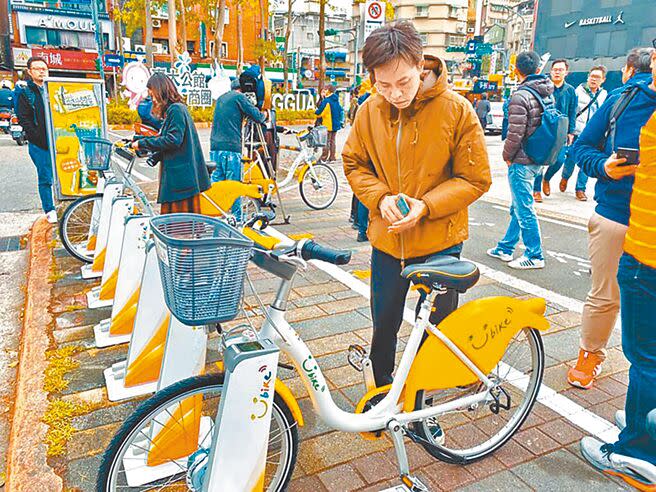 北市YouBike無車可借情形嚴重，4月周轉率高達9.2，遠超出4至8的正常值。（本報資料照片）