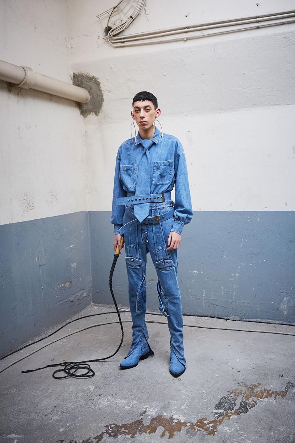 Oliver is the first designer in a three-part series of collections to be made in collaboration with the Italian jeans giant.