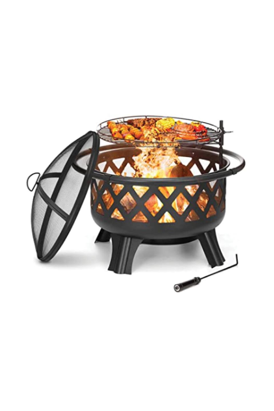 8) Outdoor Fire Pit with Cooking Grate