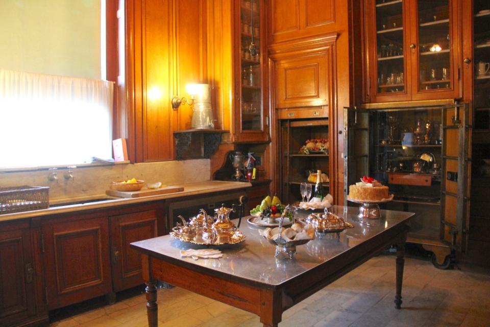 The butler's pantry at Staatsburgh.