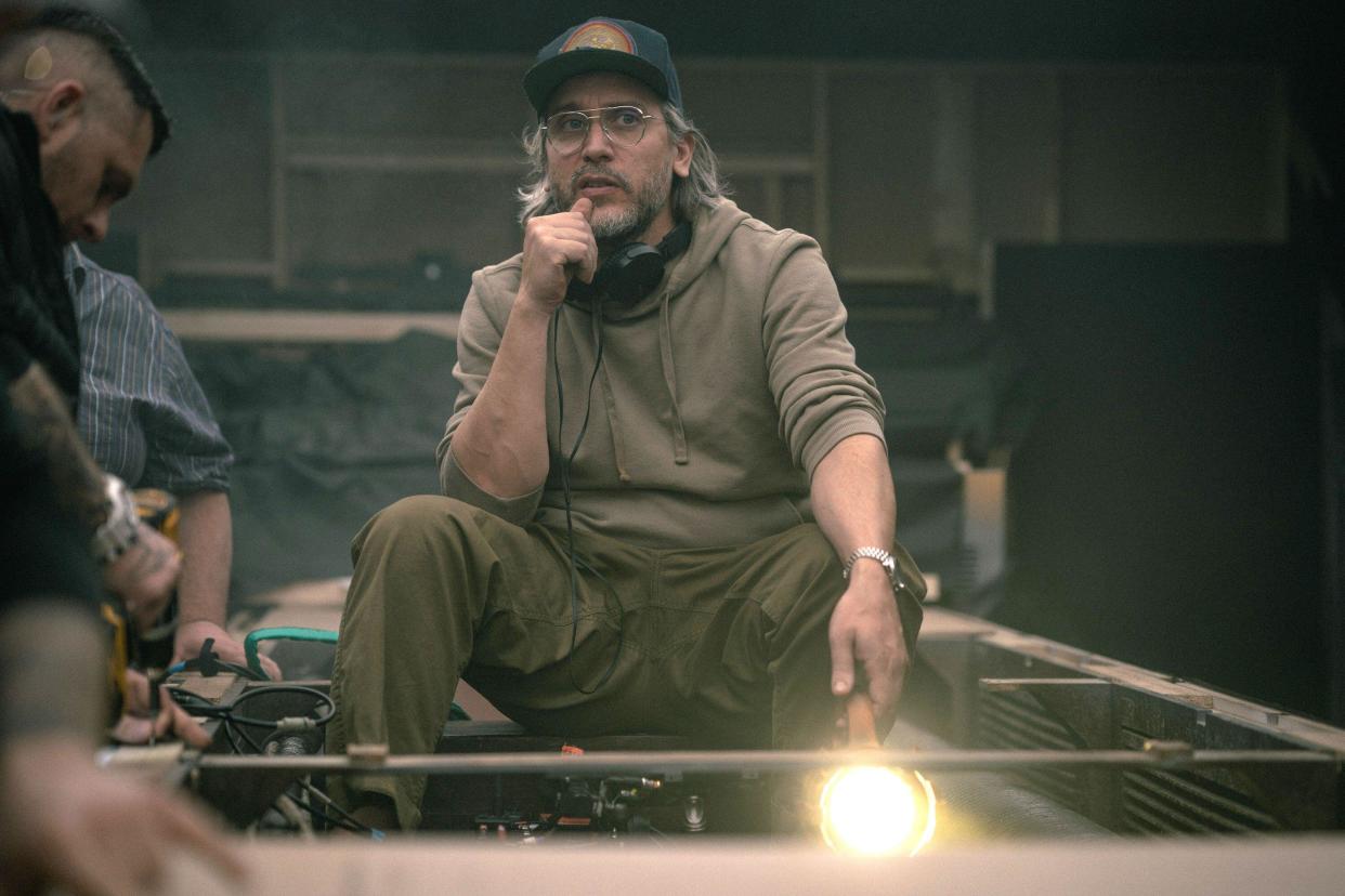 ALIEN: ROMULUS, director Fede Alvarez, on set, 2024. ph: Murray Close / © 20th Century Studios / Courtesy Everett Collection