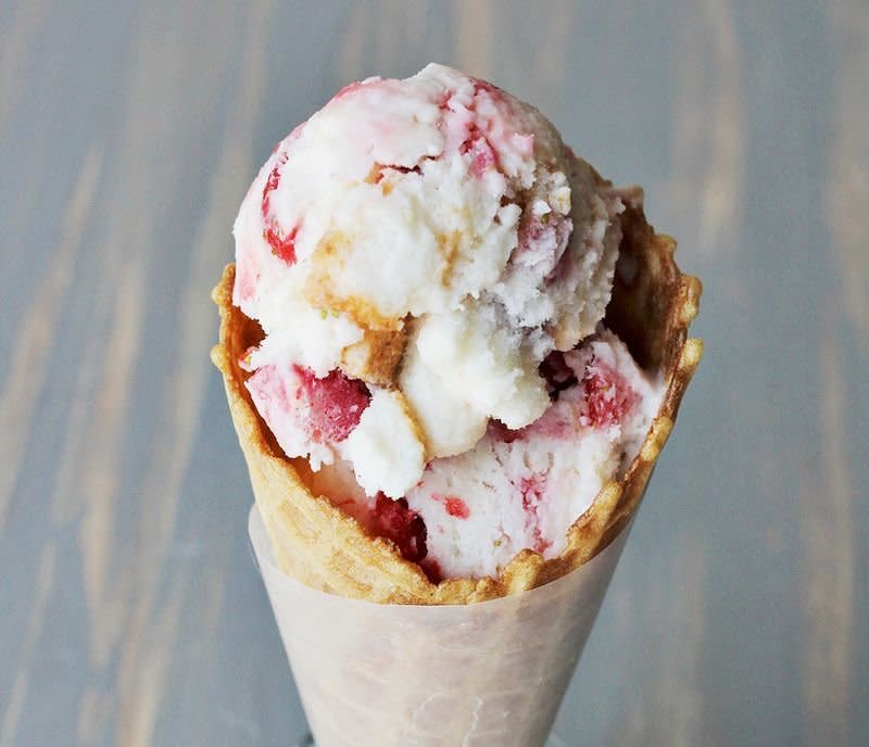 <strong>Get the <a href="http://www.abeautifulmess.com/2013/04/strawberries-angel-food-ice-cream.html" target="_blank">Strawberries + Angel Food Ice Cream recipe</a> from A Beautiful Mess</strong>