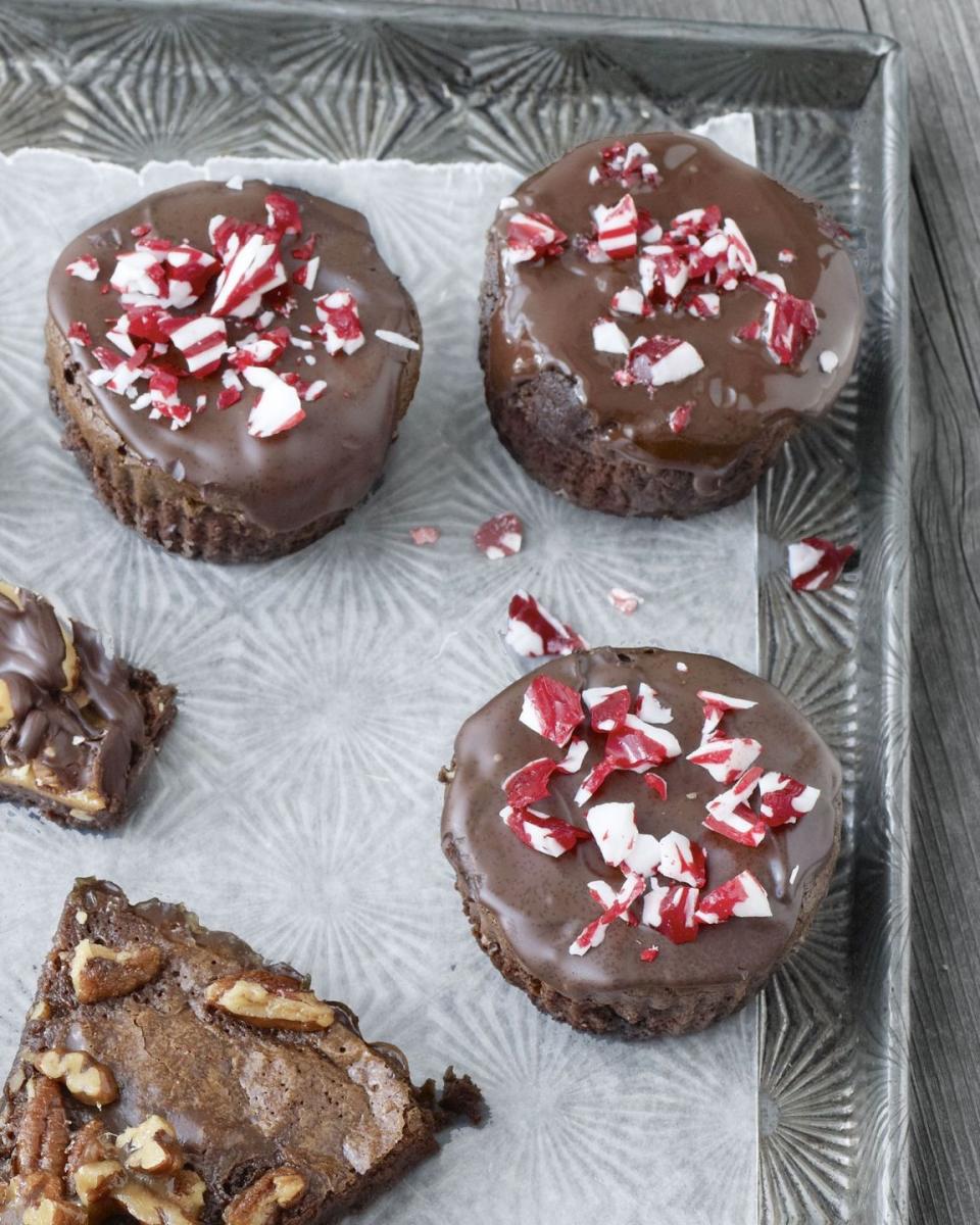 Fudgy Peppermint Cups