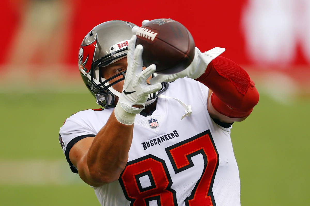 Arians: Buccaneers TE Rob Gronkowski 'Hitting His Stride' - Tampa