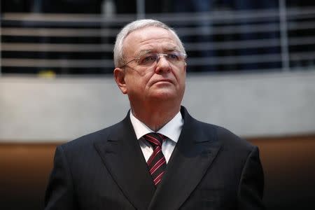 Former Volkswagen chief executive Martin Winterkorn arrives to testify to a German parliamentary committee on the carmaker's emissions scandal in Berlin, Germany, January 19, 2017. REUTERS/Fabrizio Bensch