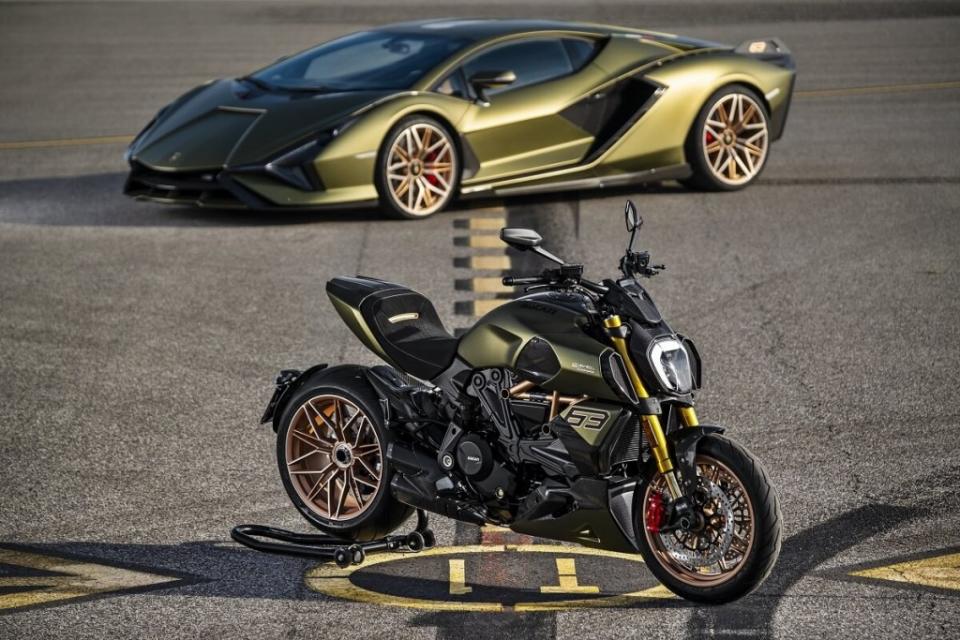 lamborghini-ducati-sian-fkp-37